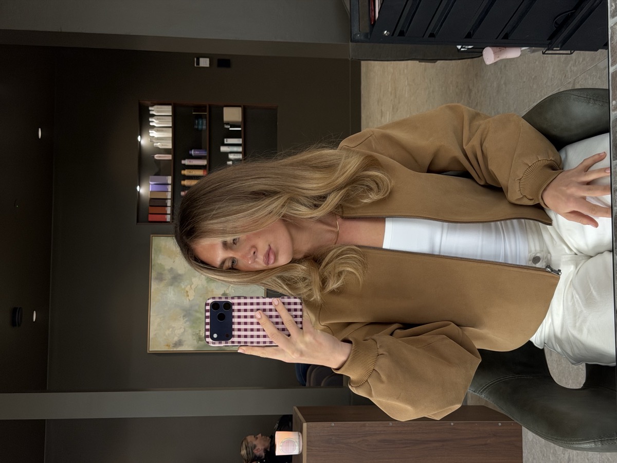 Blonde hair 22